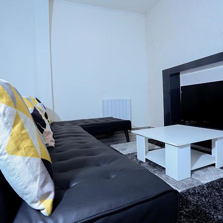 Elegant Appartement Bord De Seine Montereau-faut-Yonne Dış mekan fotoğraf